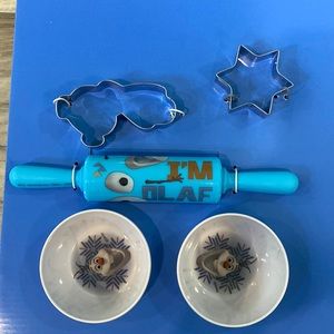 Frozen Dish and Cookie Set